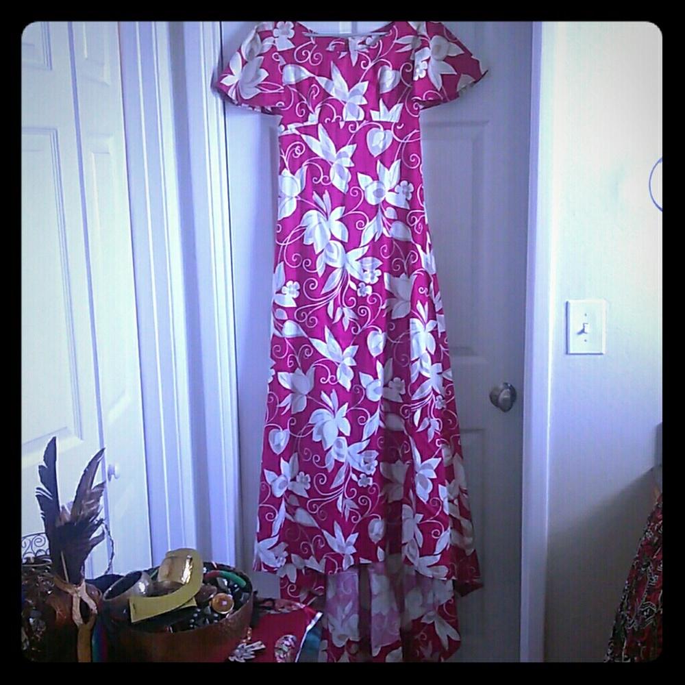 Vintage Hawaiian dress